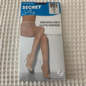 SECRET SILKY Sz D Reinforced Panty Reinforced Toe  Pantyhose NWT